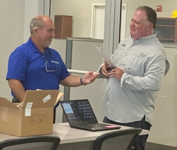 Billy Gouty Receiving Daikin Sales Award