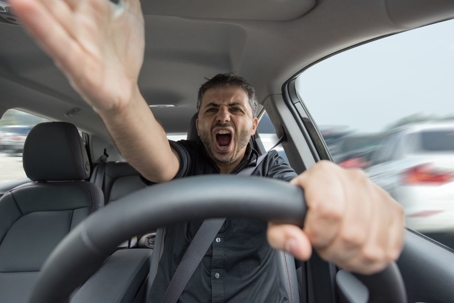 man with road rage possibly affected by high temperatures
